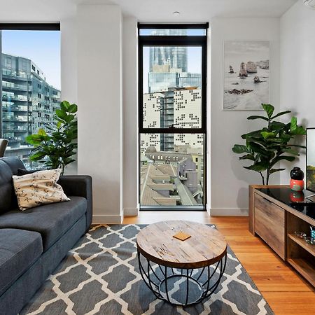Bright Apartment With City Views In Trendy Locale Melbourne Exterior foto